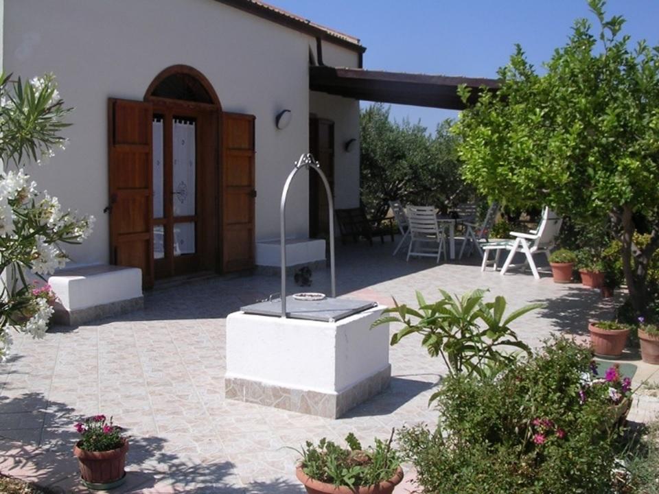 Uliveto House Acomodação com café da manhã Castellammare del Golfo Exterior foto